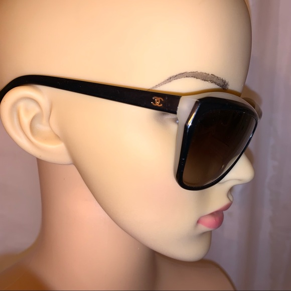 18) CHANEL oversized two-tone acetate SUNGLASSES w/case - Picture 9 of 11